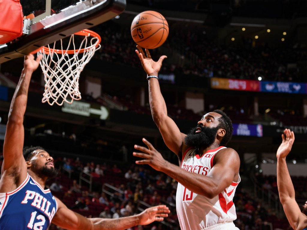 哈登高吊妙传，祖巴茨转身勾手完美命中