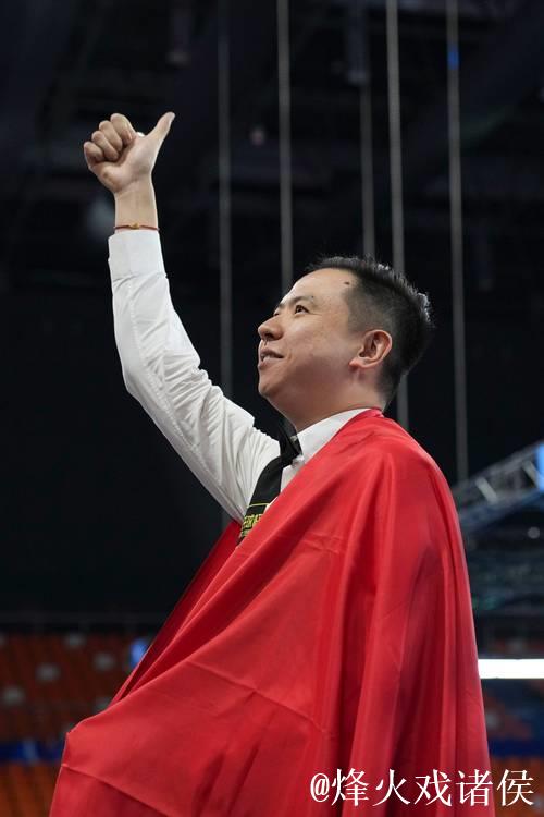 肖国栋摘得成都世运会男子斯诺克金牌